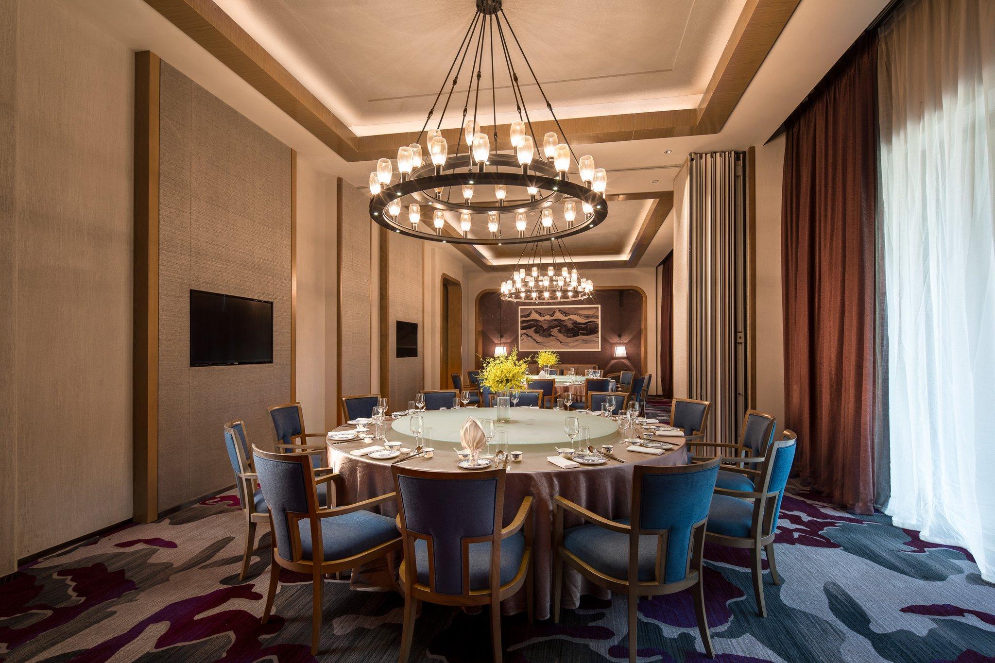 Doubletree By Hilton Qingdao Oriental Movie Metropolis Otel Dış mekan fotoğraf