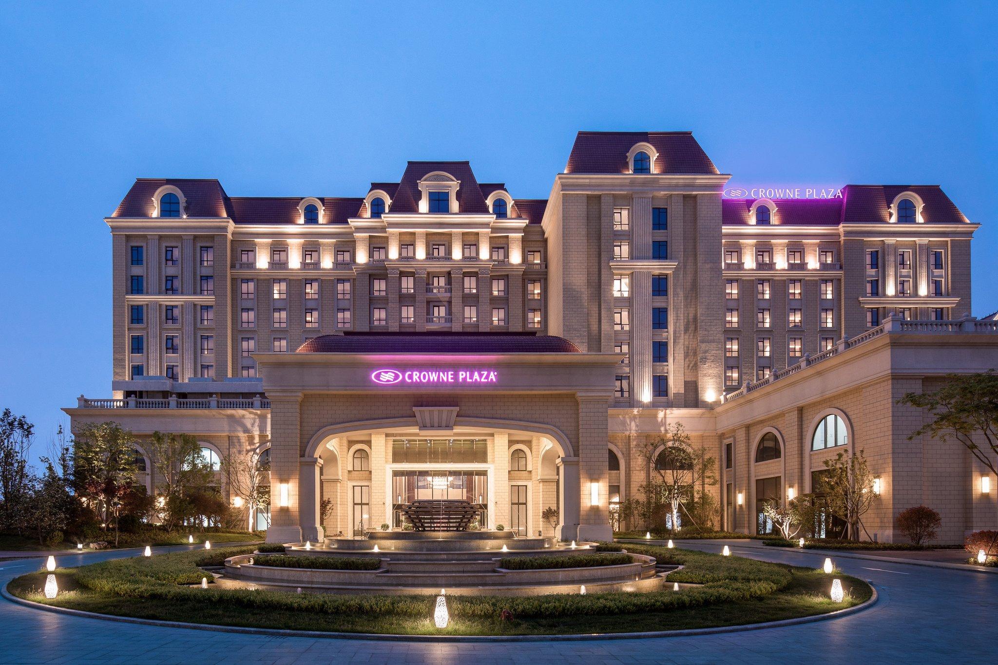 Doubletree By Hilton Qingdao Oriental Movie Metropolis Otel Dış mekan fotoğraf