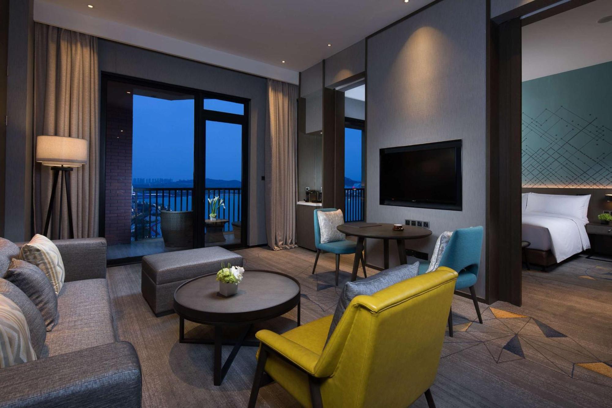 Doubletree By Hilton Qingdao Oriental Movie Metropolis Otel Dış mekan fotoğraf