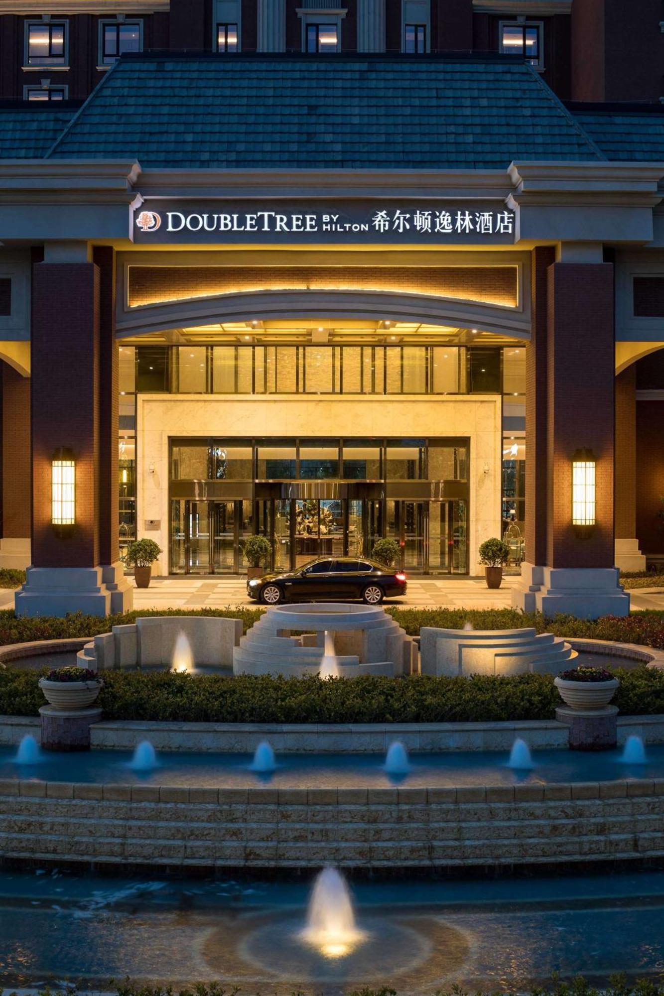 Doubletree By Hilton Qingdao Oriental Movie Metropolis Otel Dış mekan fotoğraf