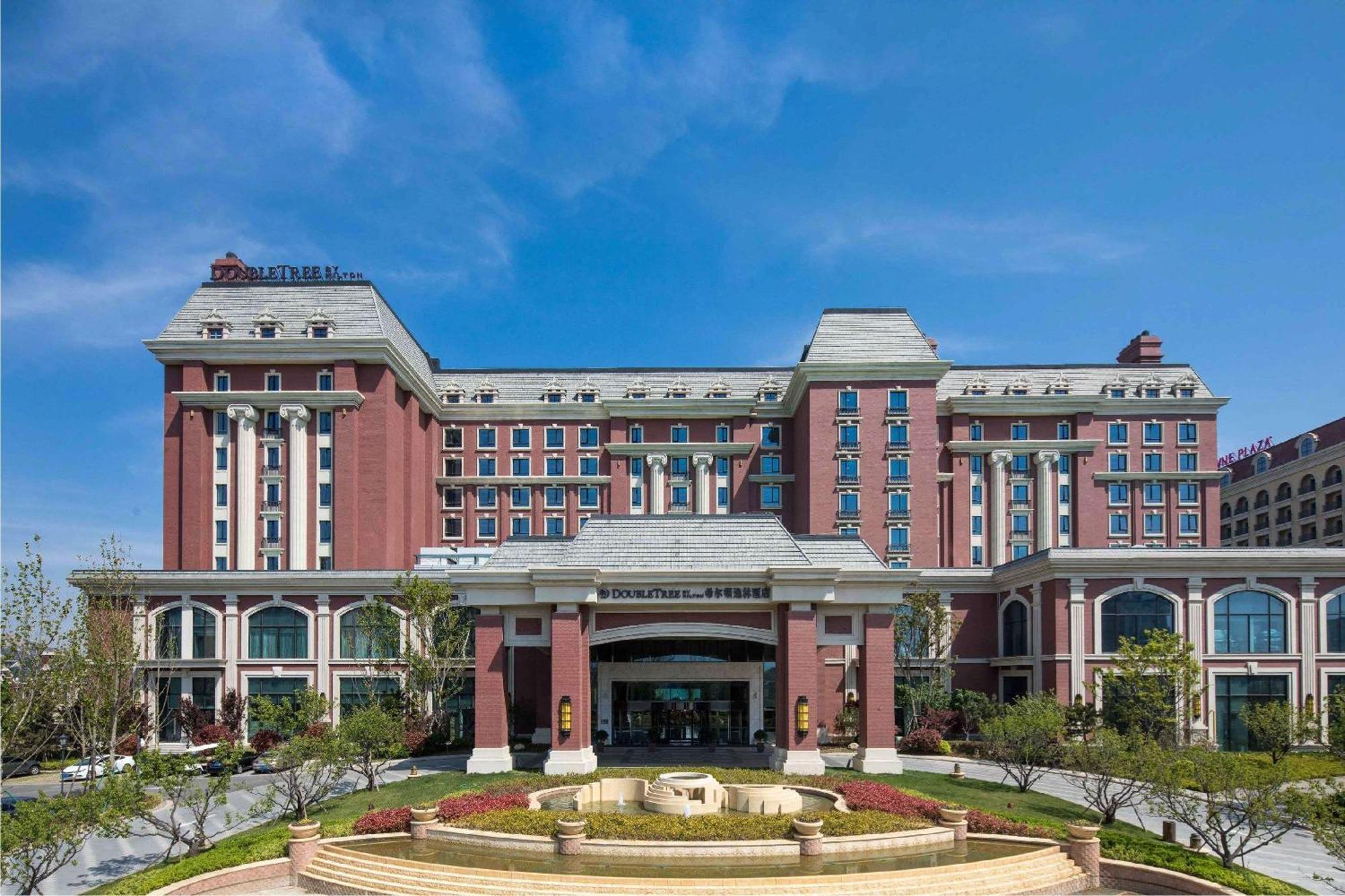 Doubletree By Hilton Qingdao Oriental Movie Metropolis Otel Dış mekan fotoğraf
