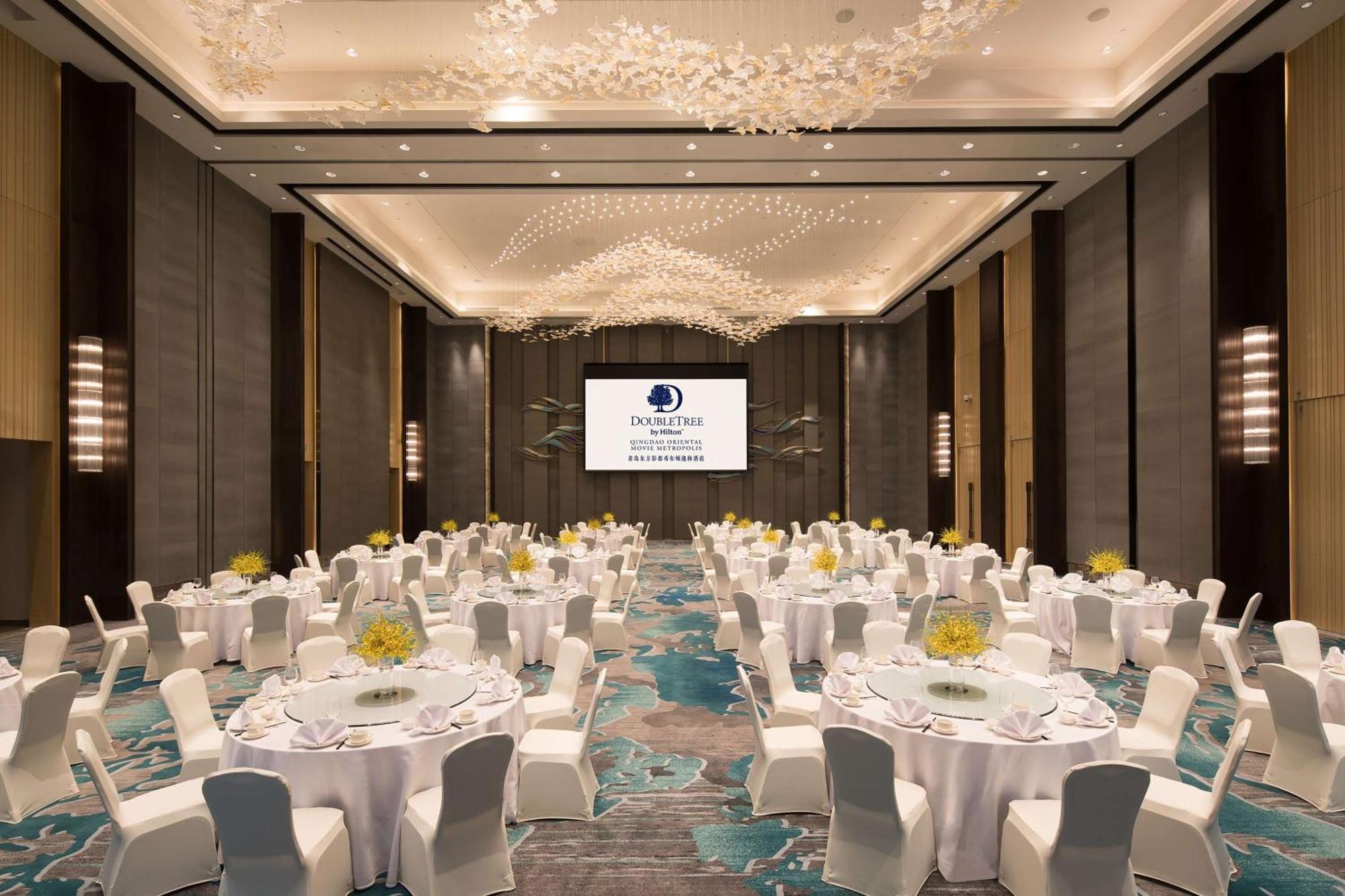 Doubletree By Hilton Qingdao Oriental Movie Metropolis Otel Dış mekan fotoğraf